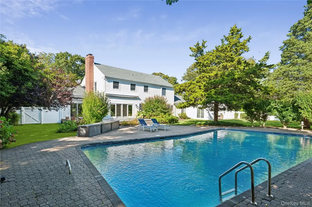 11 Oneck Road Westhampton Beach NY 11978