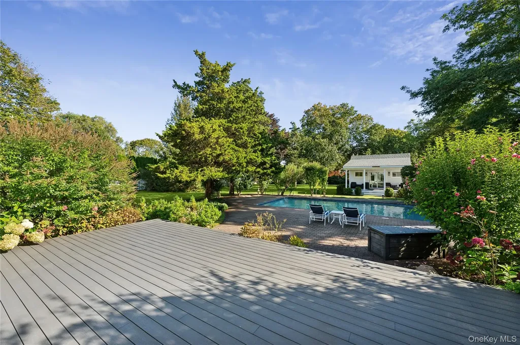 11 Oneck Road Westhampton Beach NY 11978