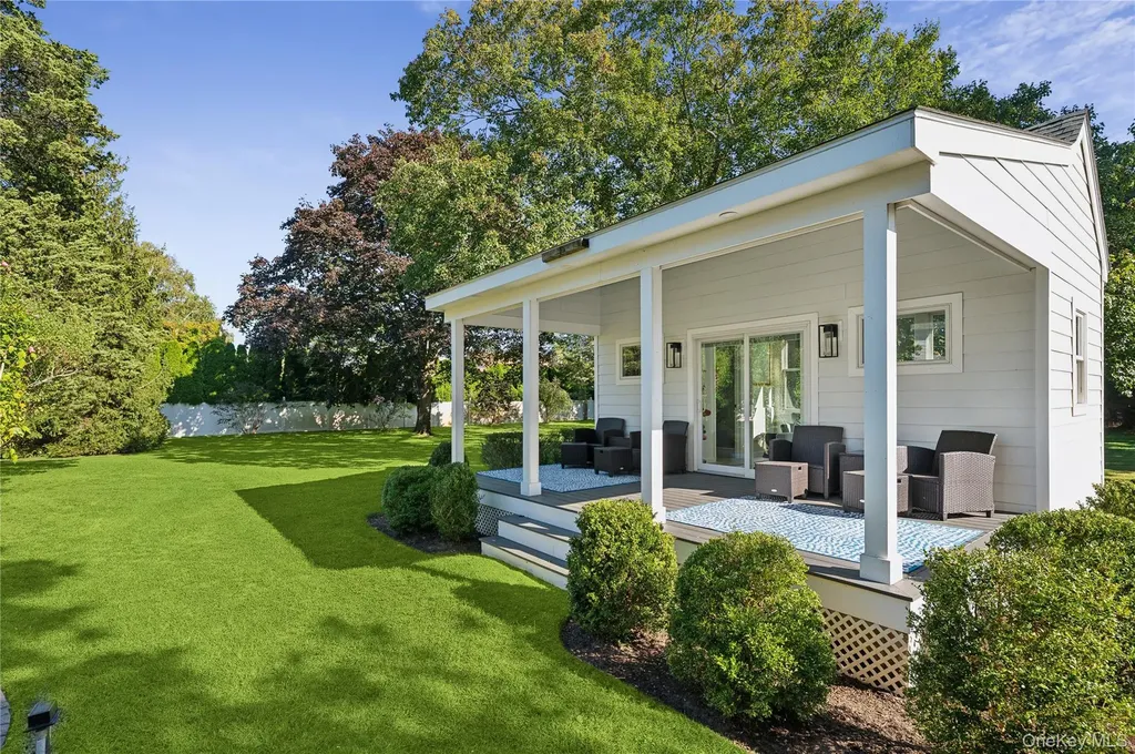 11 Oneck Road Westhampton Beach NY 11978