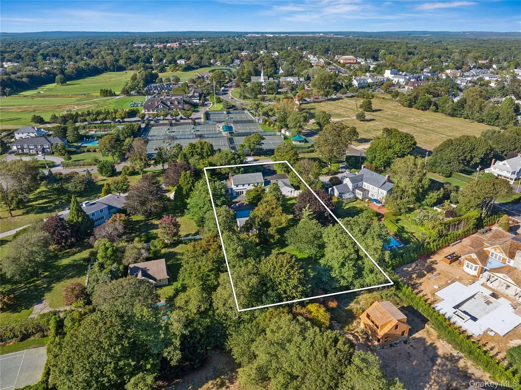 11 Oneck Road Westhampton Beach NY 11978