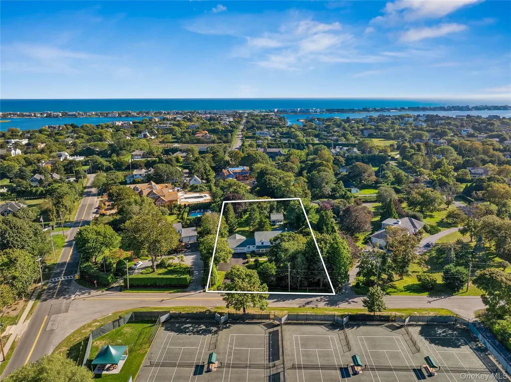 11 Oneck Road Westhampton Beach NY 11978
