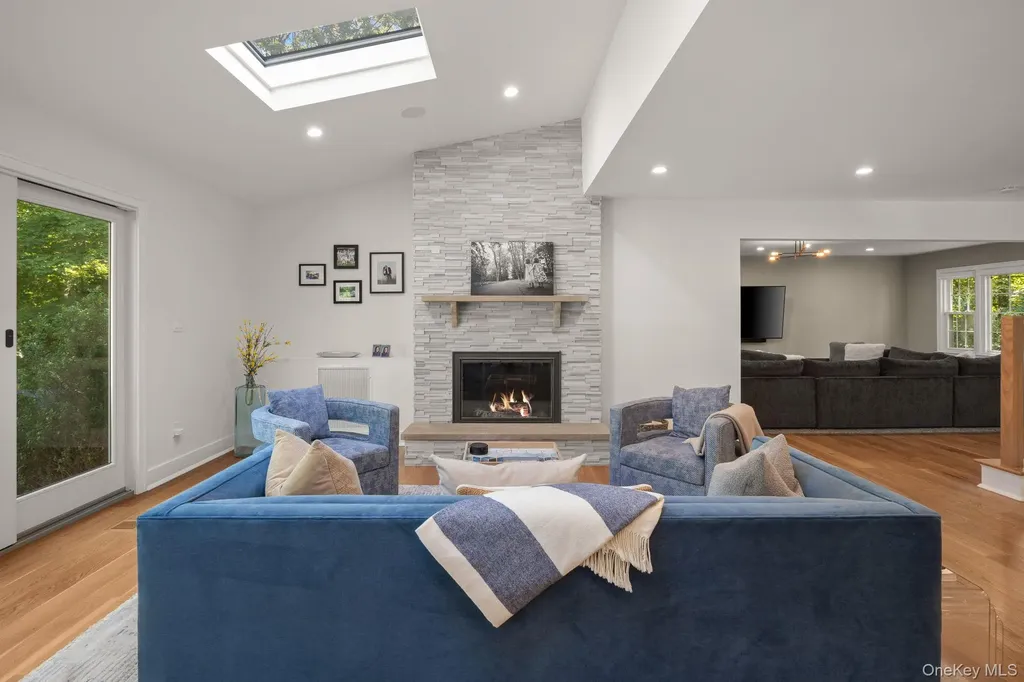 511 Wolf Hill Road Dix Hills NY 11746
