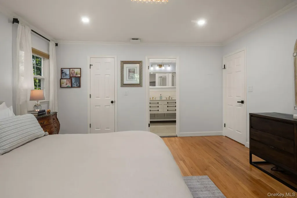 511 Wolf Hill Road Dix Hills NY 11746