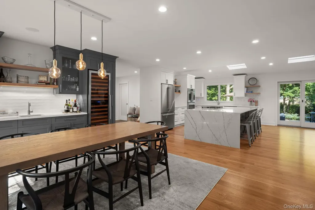 511 Wolf Hill Road Dix Hills NY 11746