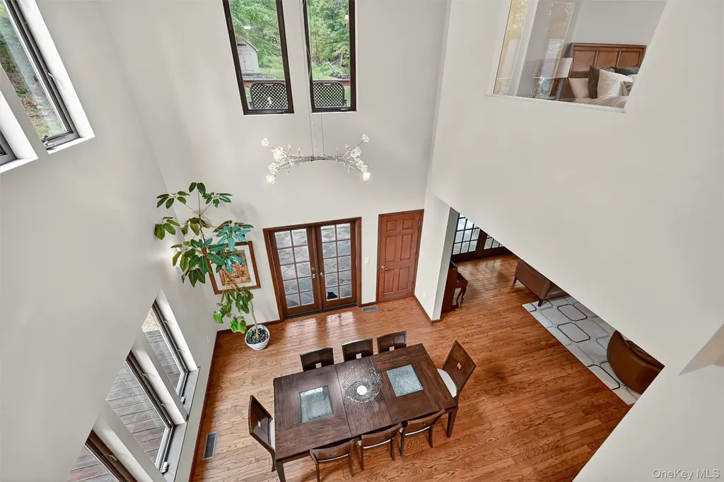 2 Tenny Lane Cornwall NY 12518