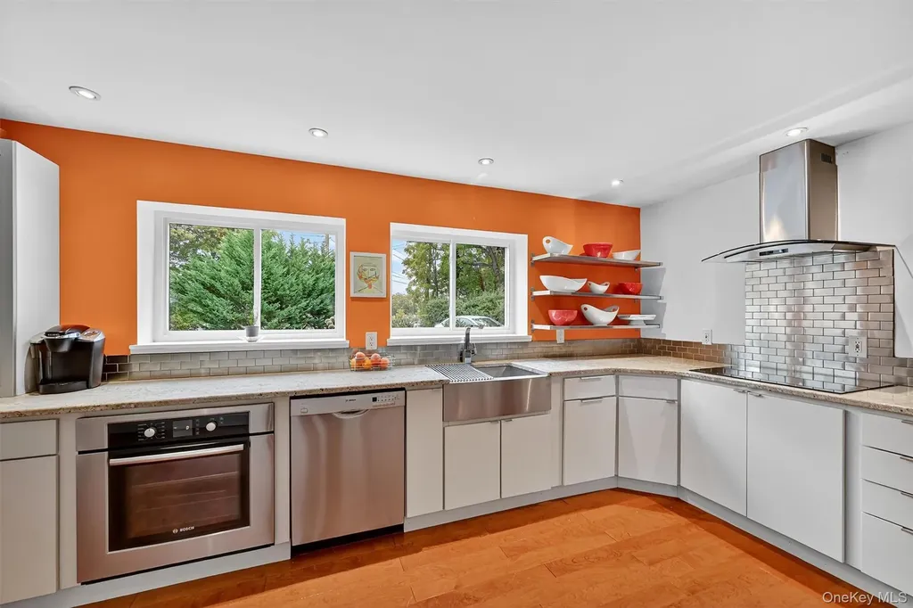 2 Tenny Lane Cornwall NY 12518