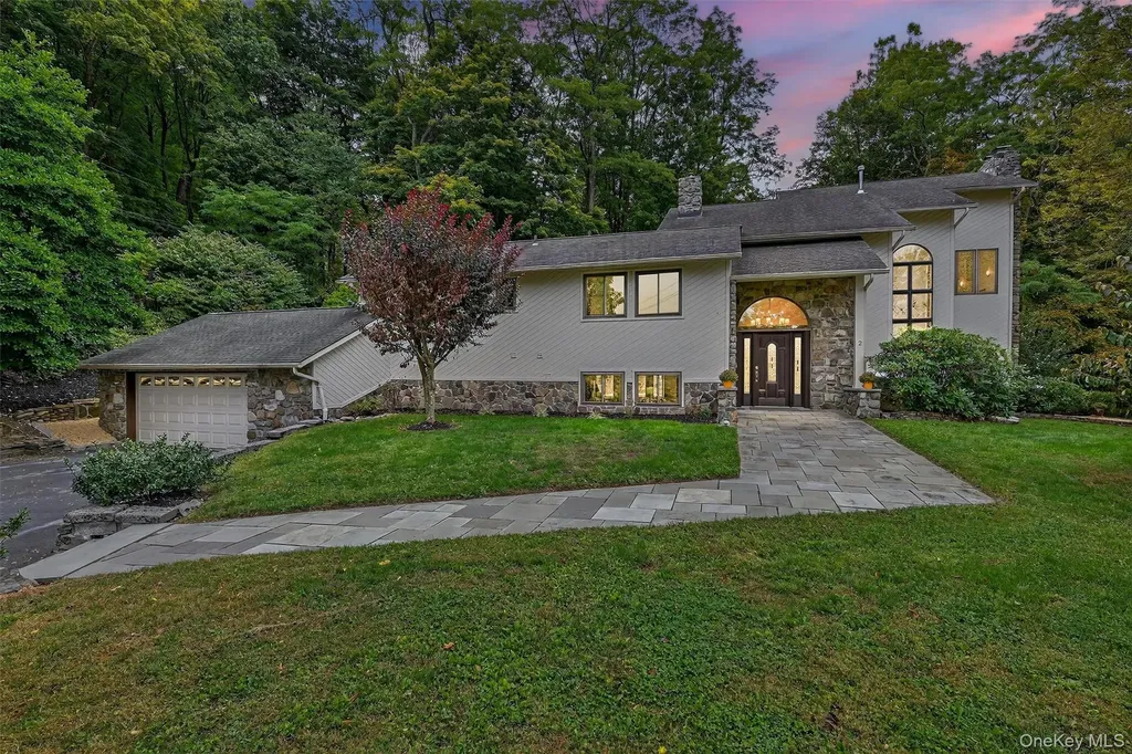 2 Tenny Lane Cornwall NY 12518