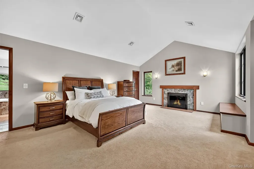 2 Tenny Lane Cornwall NY 12518