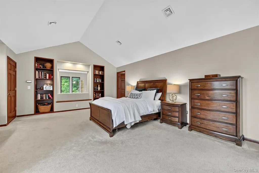 2 Tenny Lane Cornwall NY 12518