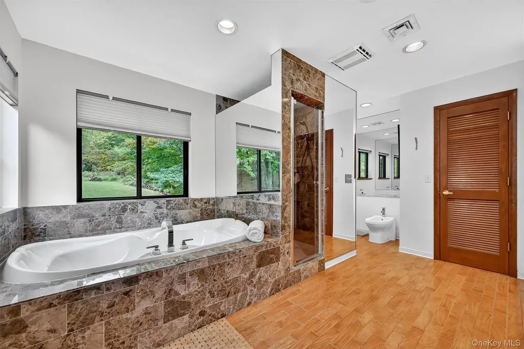 2 Tenny Lane Cornwall NY 12518