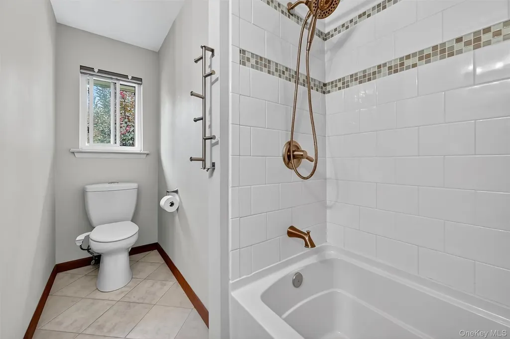 2 Tenny Lane Cornwall NY 12518