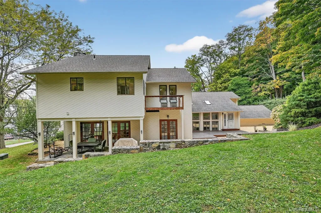 2 Tenny Lane Cornwall NY 12518
