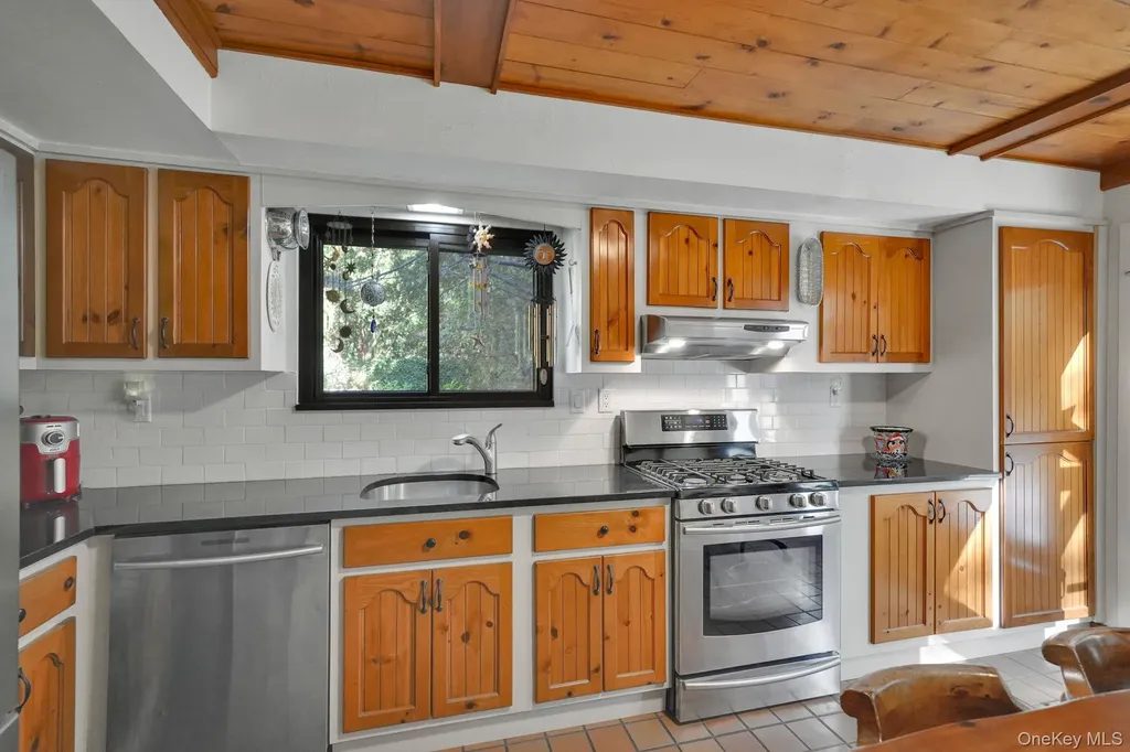 3 Milford Drive Central Islip NY 11722