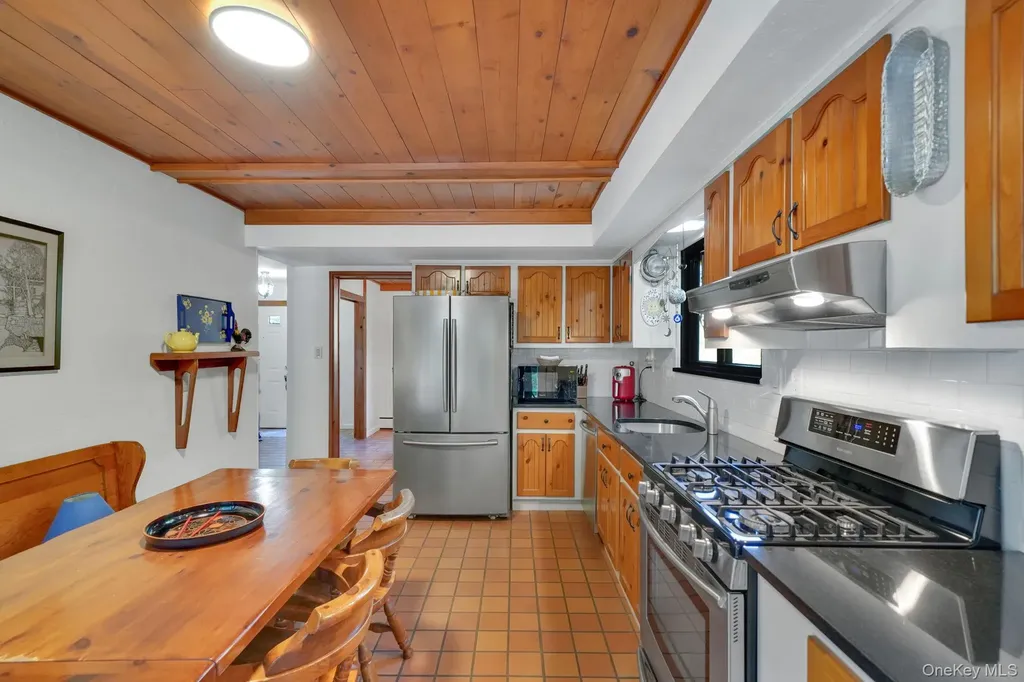 3 Milford Drive Central Islip NY 11722