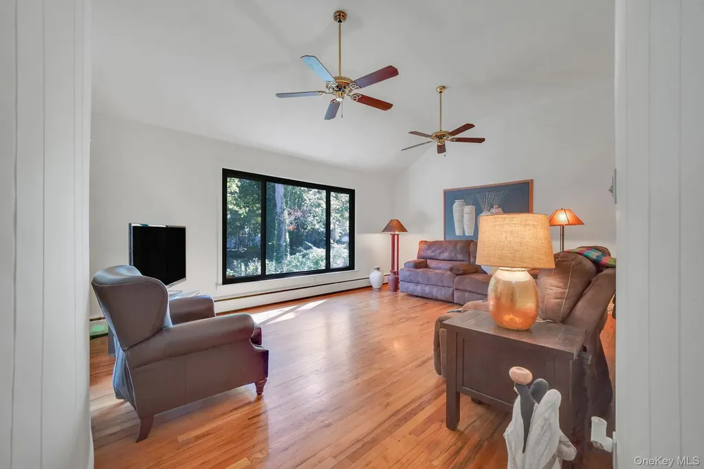 3 Milford Drive Central Islip NY 11722