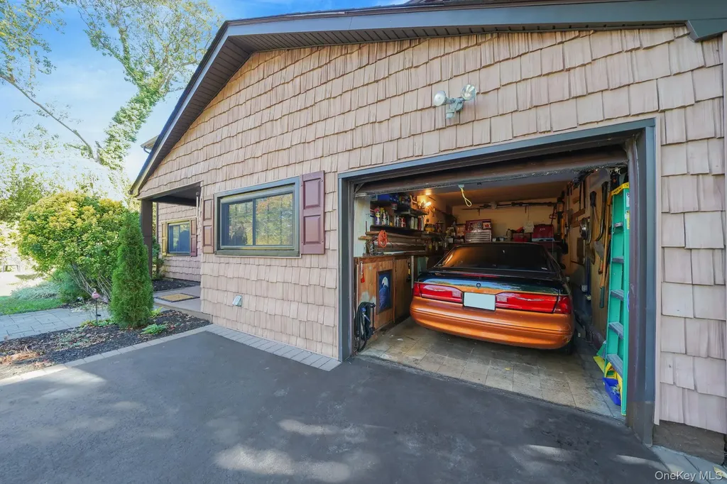 3 Milford Drive Central Islip NY 11722