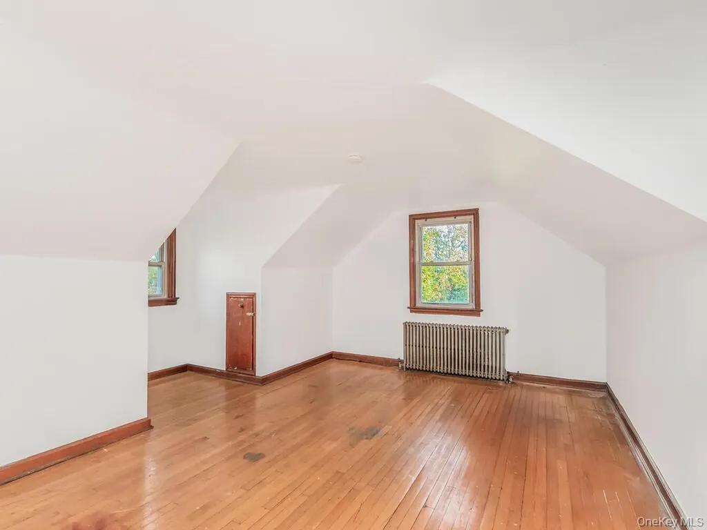2398 Centre Avenue Bellmore NY 11710