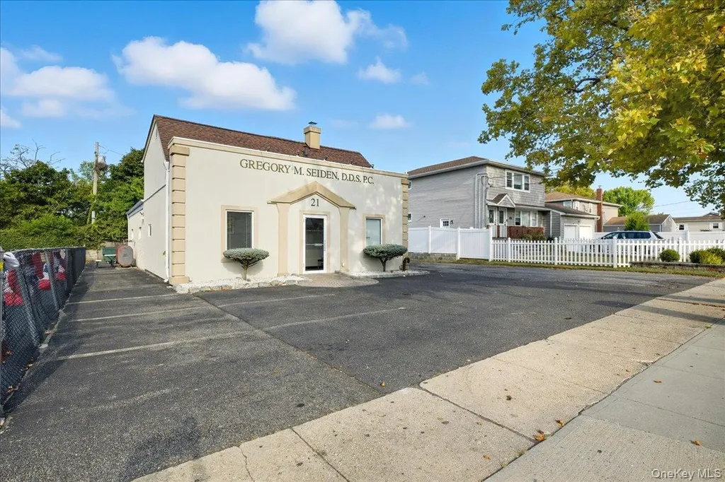 21 Division Avenue Levittown NY 11756