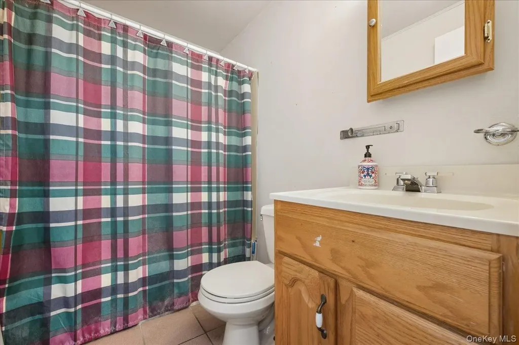 21 Division Avenue Levittown NY 11756