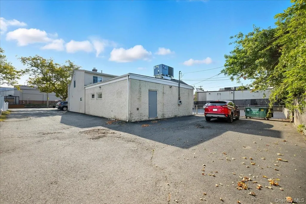 21 Division Avenue Levittown NY 11756