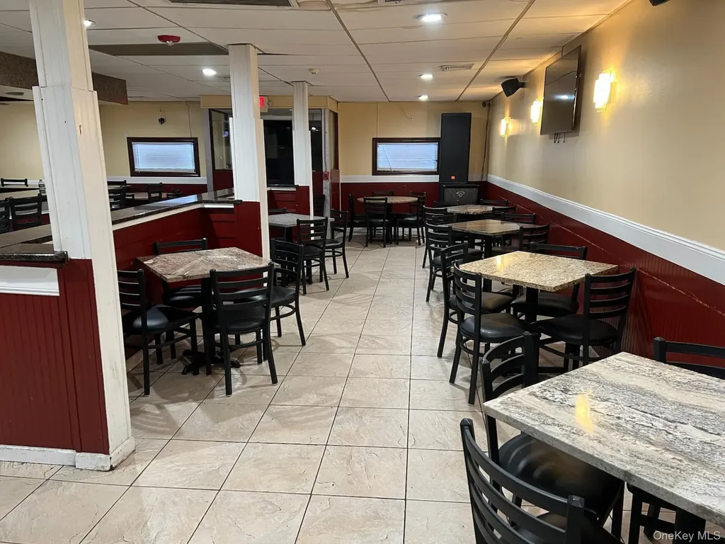 290 E. Main Streets Patchogue NY 11772