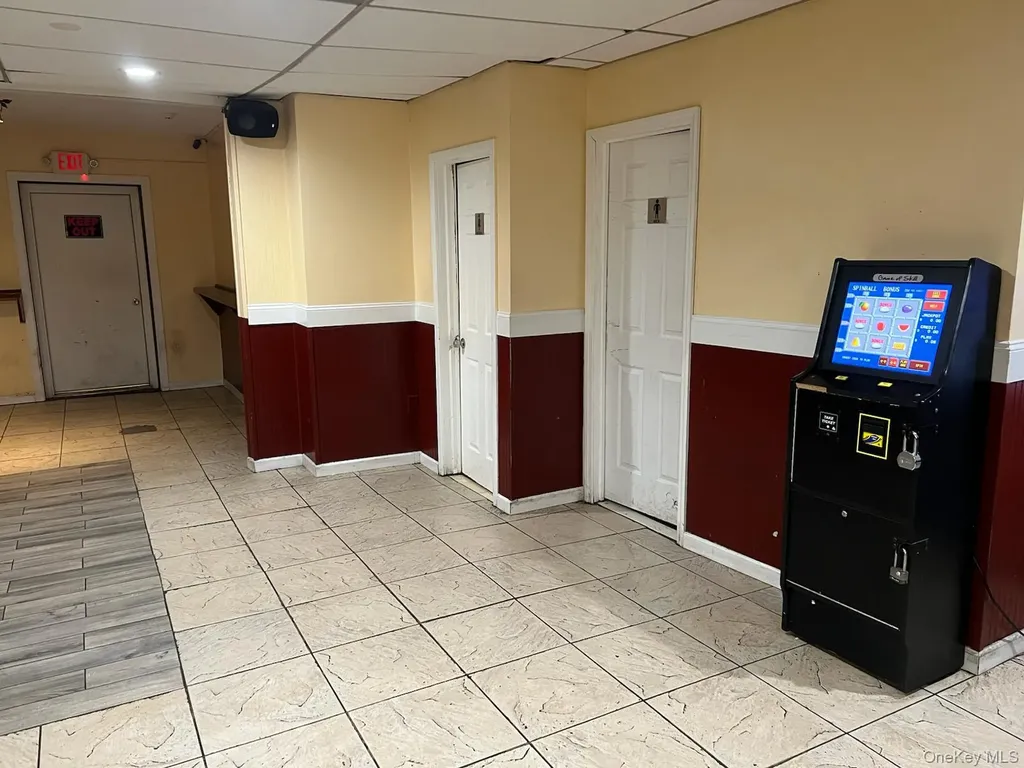 290 E. Main Streets Patchogue NY 11772