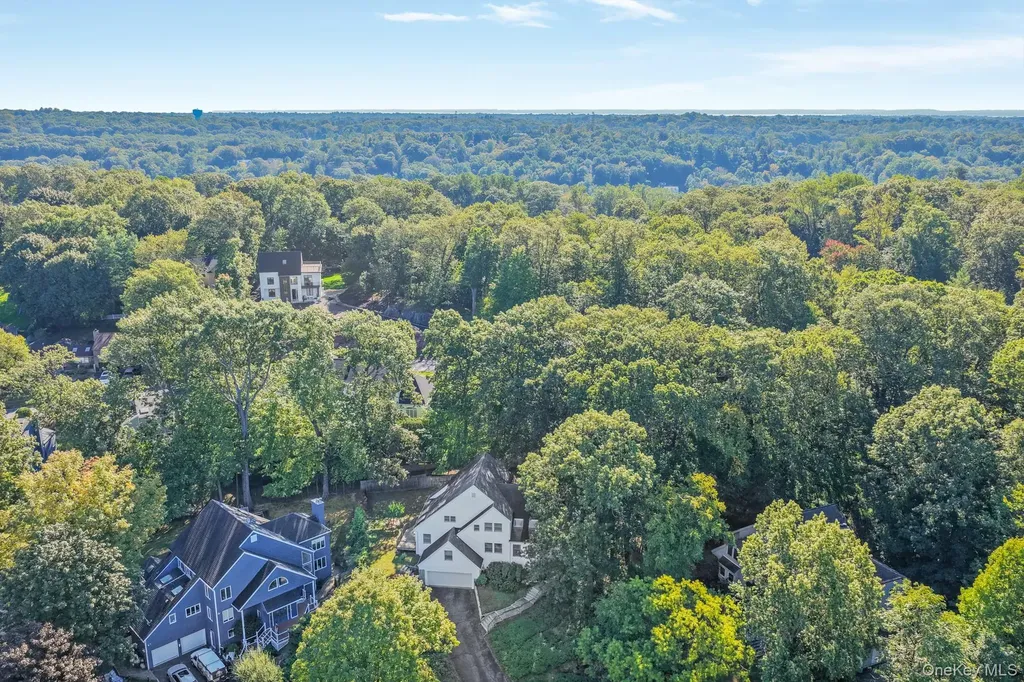 125 Bramblebrook Road Ardsley NY 10502
