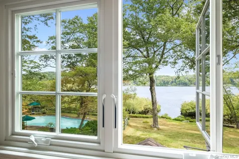 93 Cross Pond Road Pound Ridge NY 10576