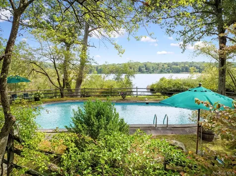 93 Cross Pond Road Pound Ridge NY 10576