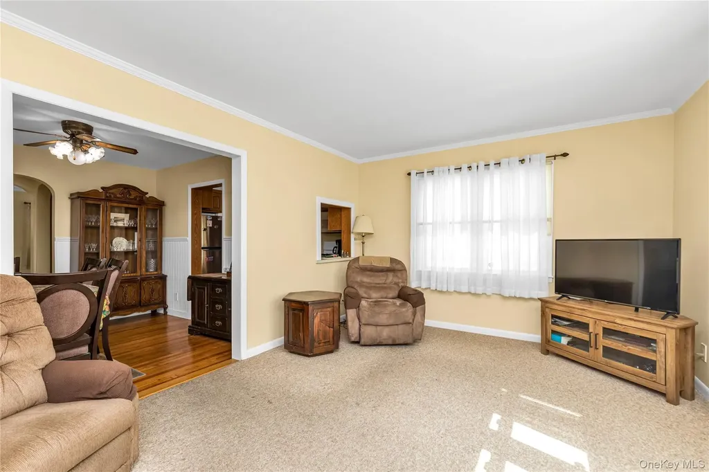 107 Aster Drive New Hyde Park NY 11040