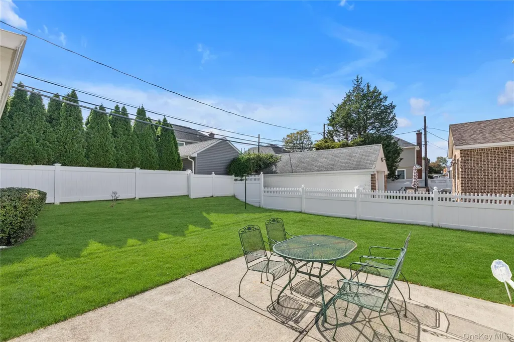 107 Aster Drive New Hyde Park NY 11040