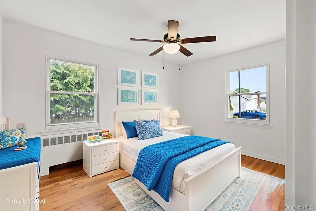 7 Norman Place Massapequa NY 11758