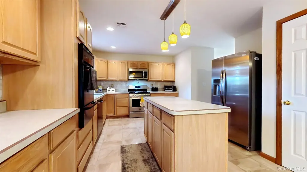 125 White Bridge Road Middletown NY 10940