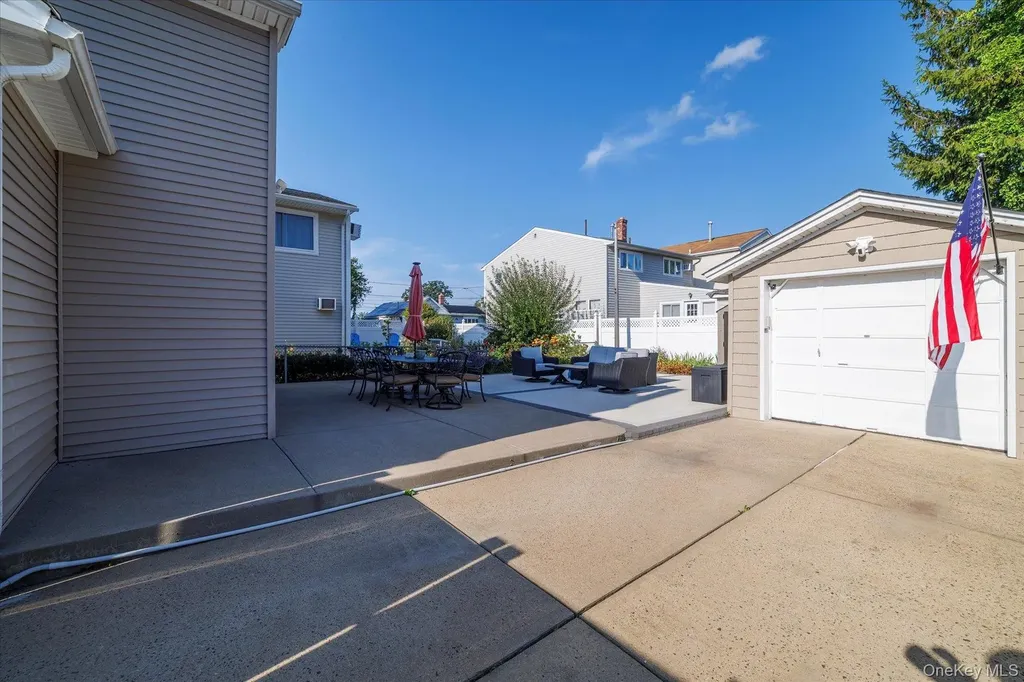 2989 Grand Boulevard Baldwin NY 11510