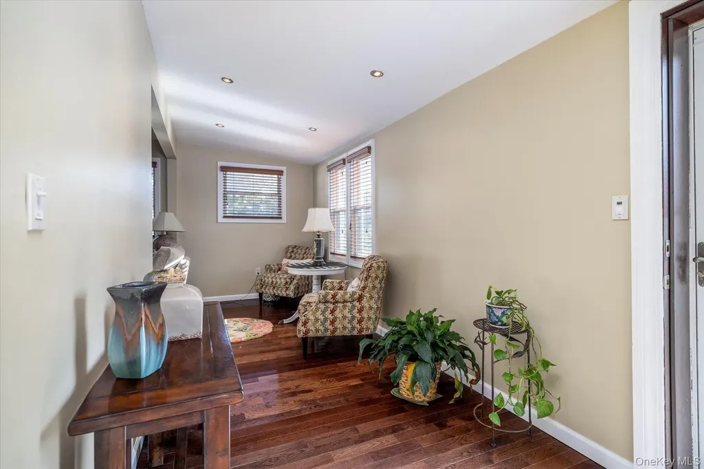 2989 Grand Boulevard Baldwin NY 11510