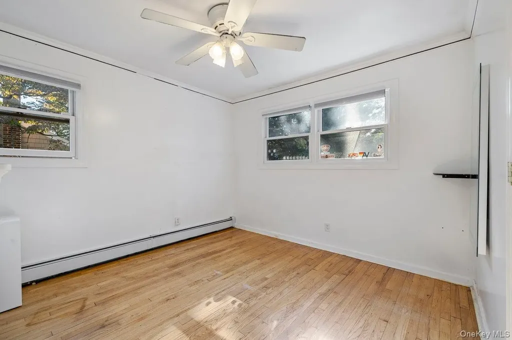 34 21st Street Jericho NY 11753