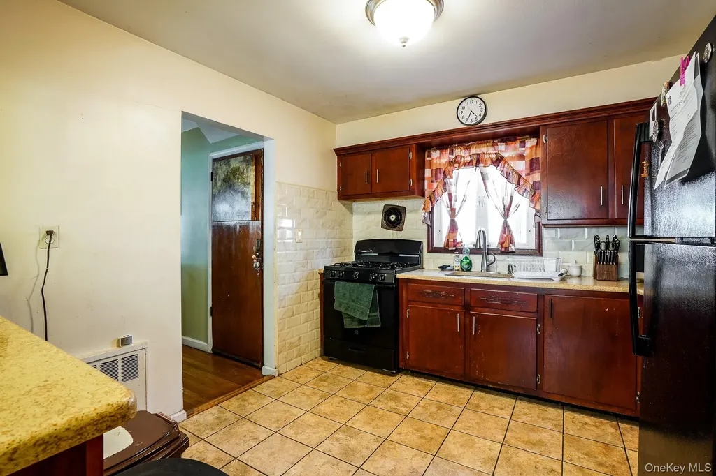 12808 Sutter Avenue South Ozone Park NY 11420