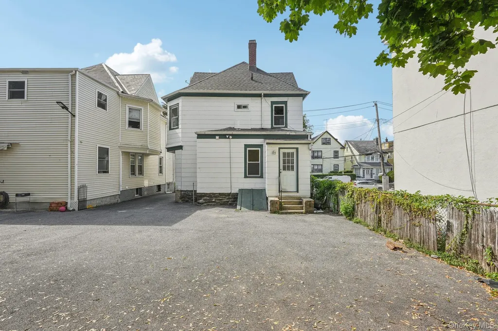 329 N 7th Avenue Mount Vernon NY 10550