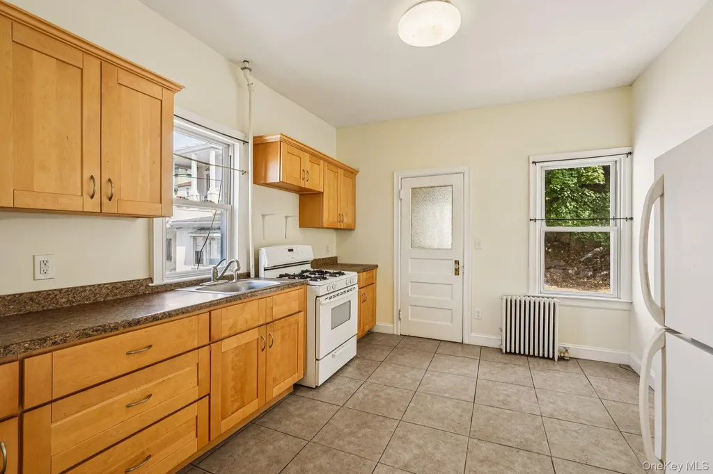 329 N 7th Avenue Mount Vernon NY 10550