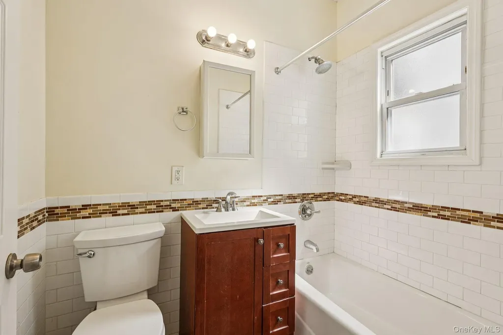 329 N 7th Avenue Mount Vernon NY 10550