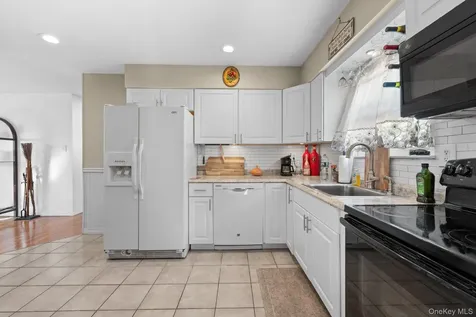 57 Benburb Street Amityville NY 11701