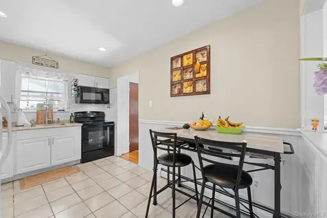 57 Benburb Street Amityville NY 11701