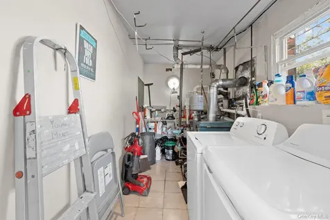 57 Benburb Street Amityville NY 11701