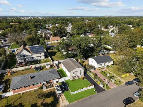 57 Benburb Street Amityville NY 11701