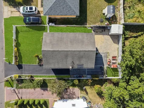 57 Benburb Street Amityville NY 11701