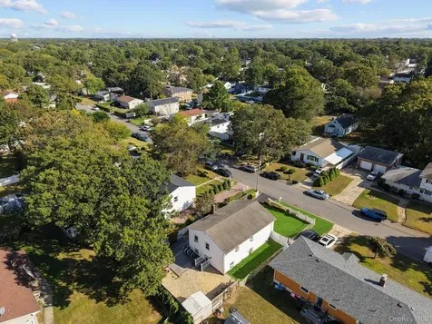 57 Benburb Street Amityville NY 11701