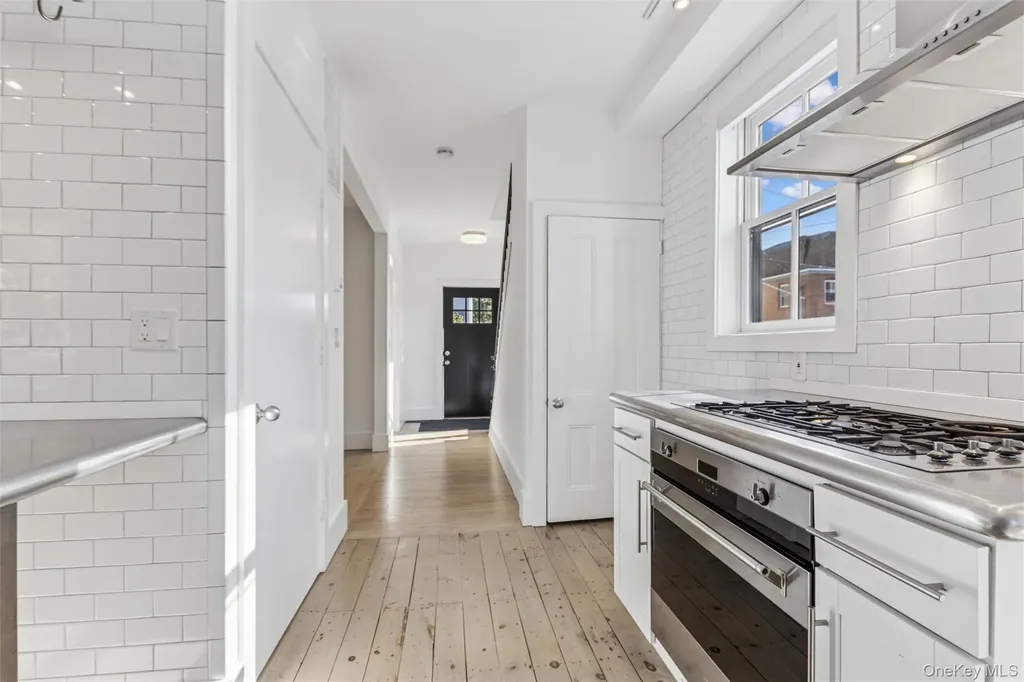 10 South Street Beacon NY 12508