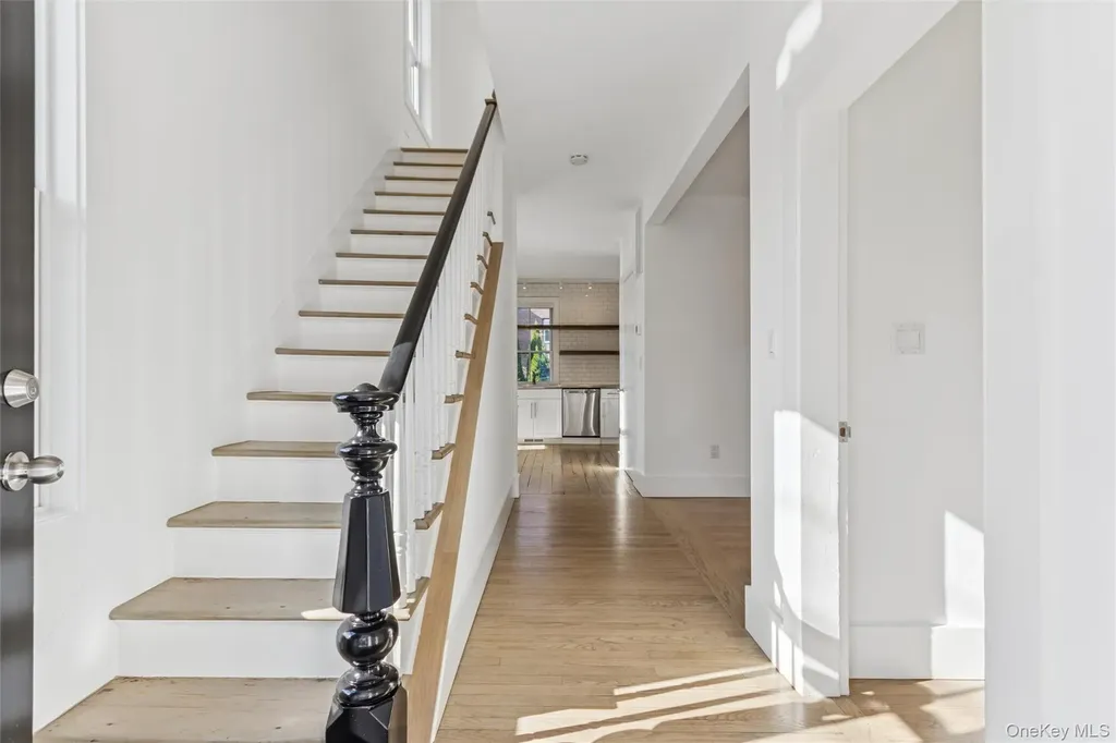 10 South Street Beacon NY 12508
