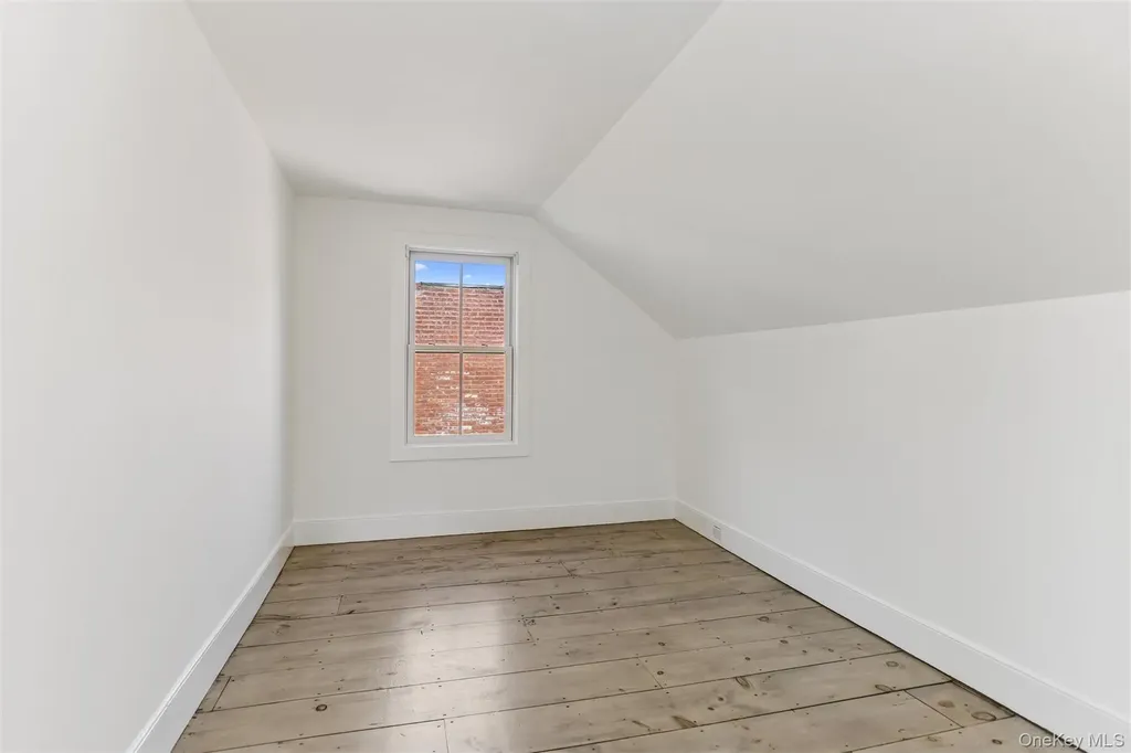 10 South Street Beacon NY 12508