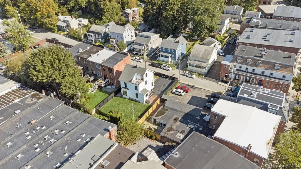 10 South Street Beacon NY 12508
